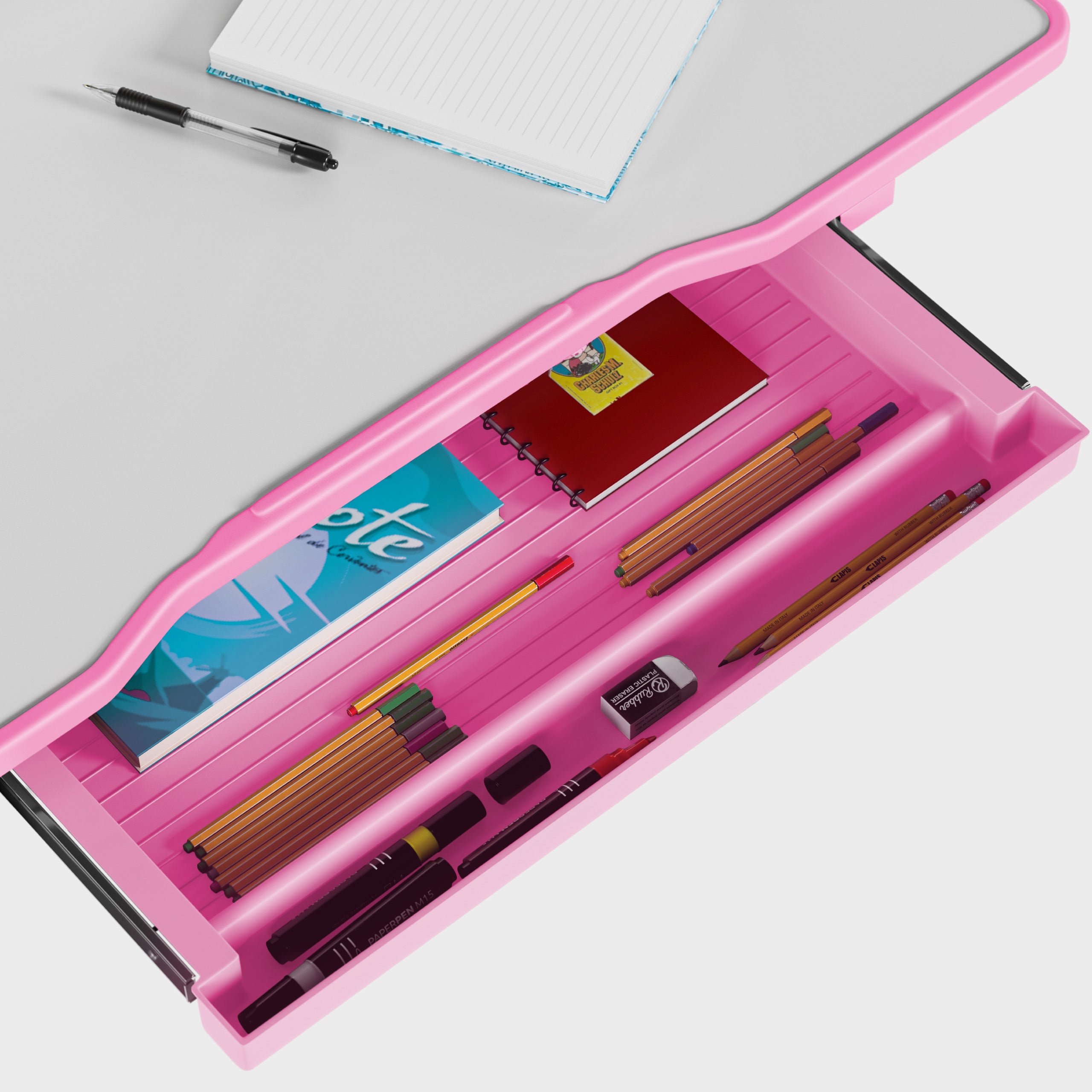 Ampio cassetto per gli utensili