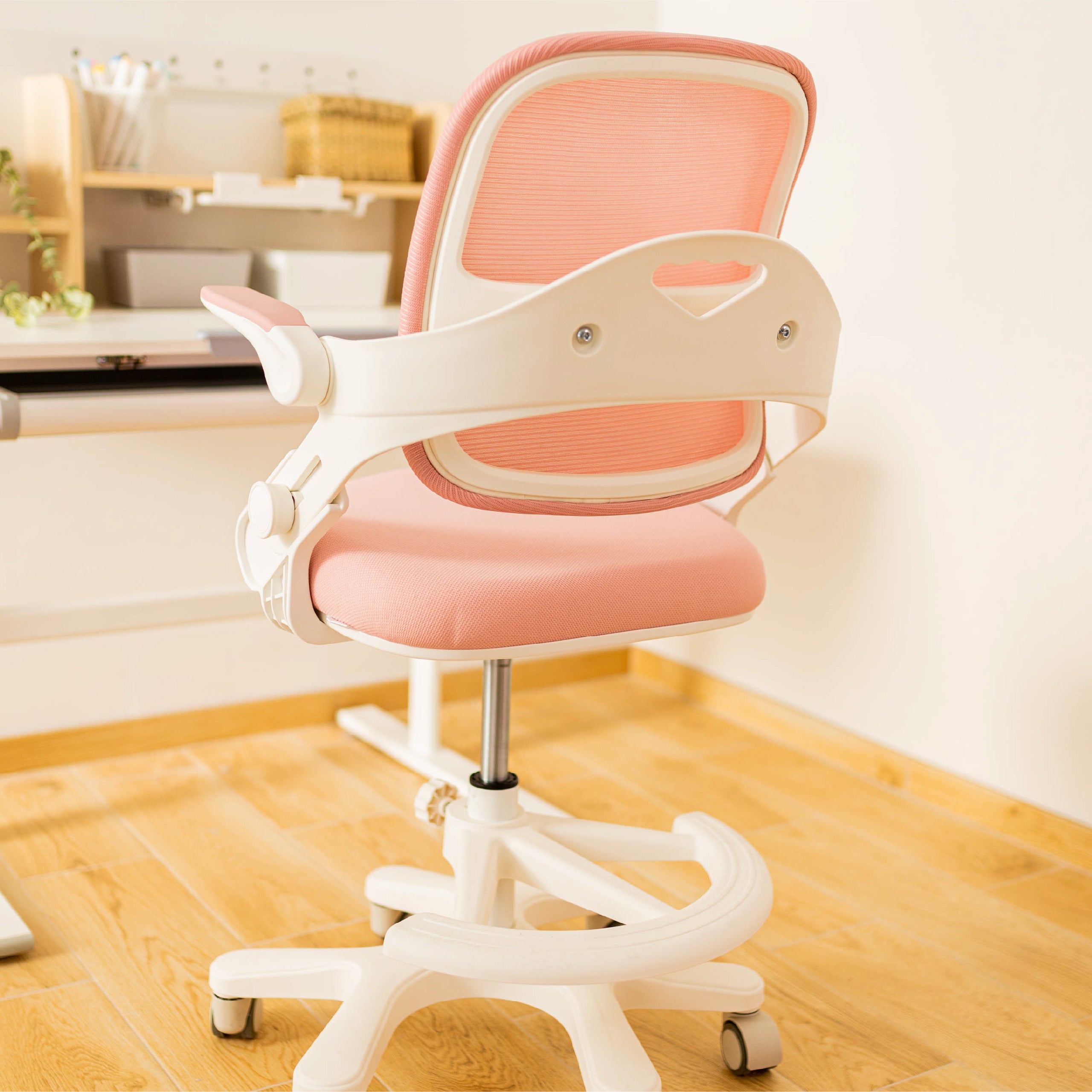 Poltrona da scrivania per bambini Mark Adler Junior 4.3 Pink