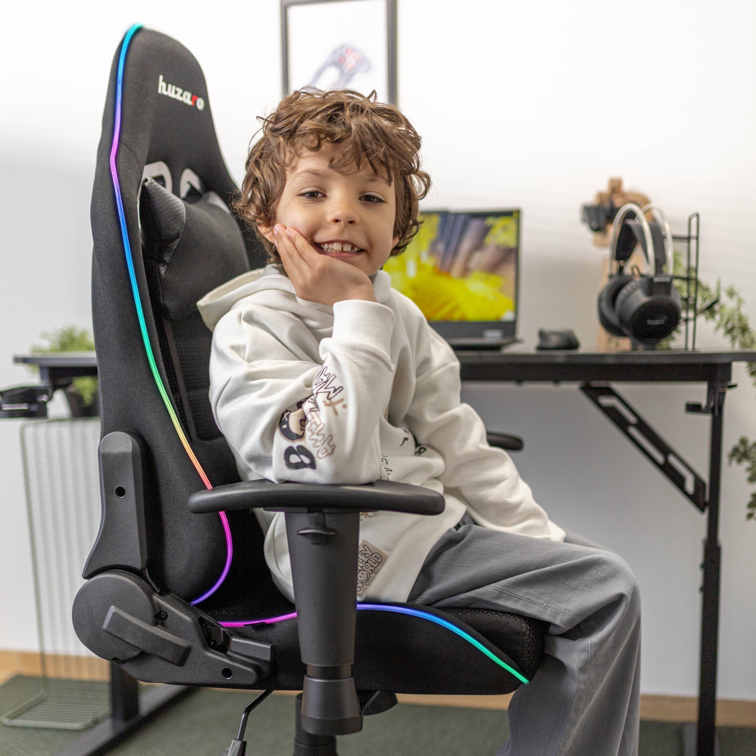 Poltrona da gaming per bambini HUZARO RANGER 6.0 RGB Mesh